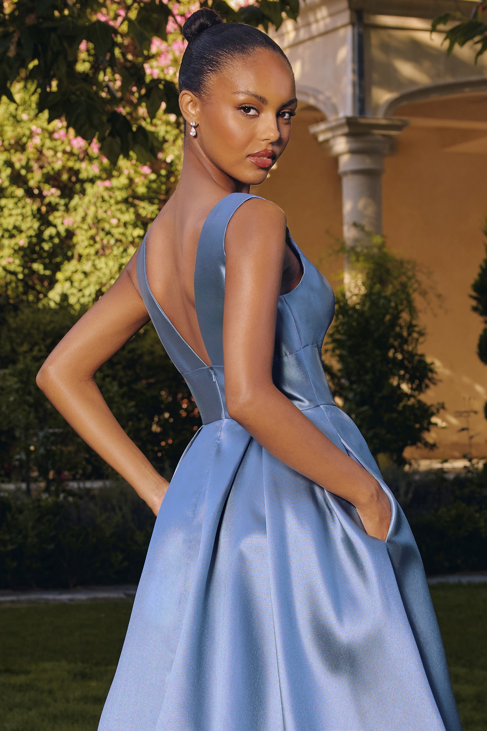 T814 Smoky Blue Amoris T814 Smoky Blue Amoris